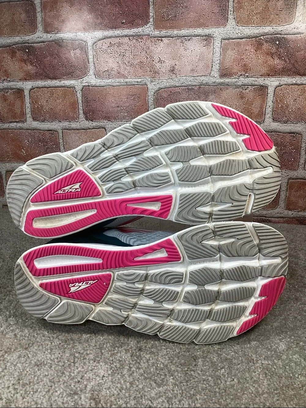 Altra Torin 5 Women’s running shoes sneakers size 9.5